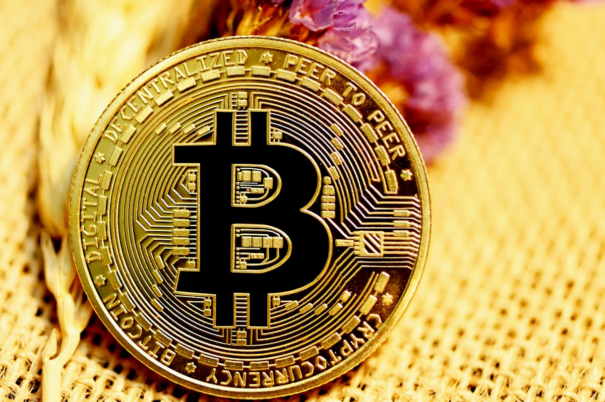 من منصات التداول إلى جيبك: كيف تتسوق بعملاتك الرقمية (USDT)؟